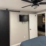 Mae\'S Place